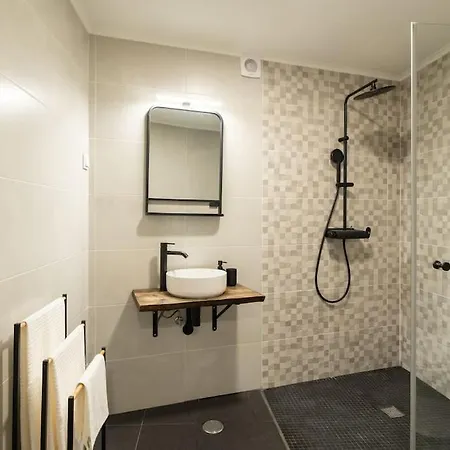 Semesterbostad Casa Da Avo Rosa